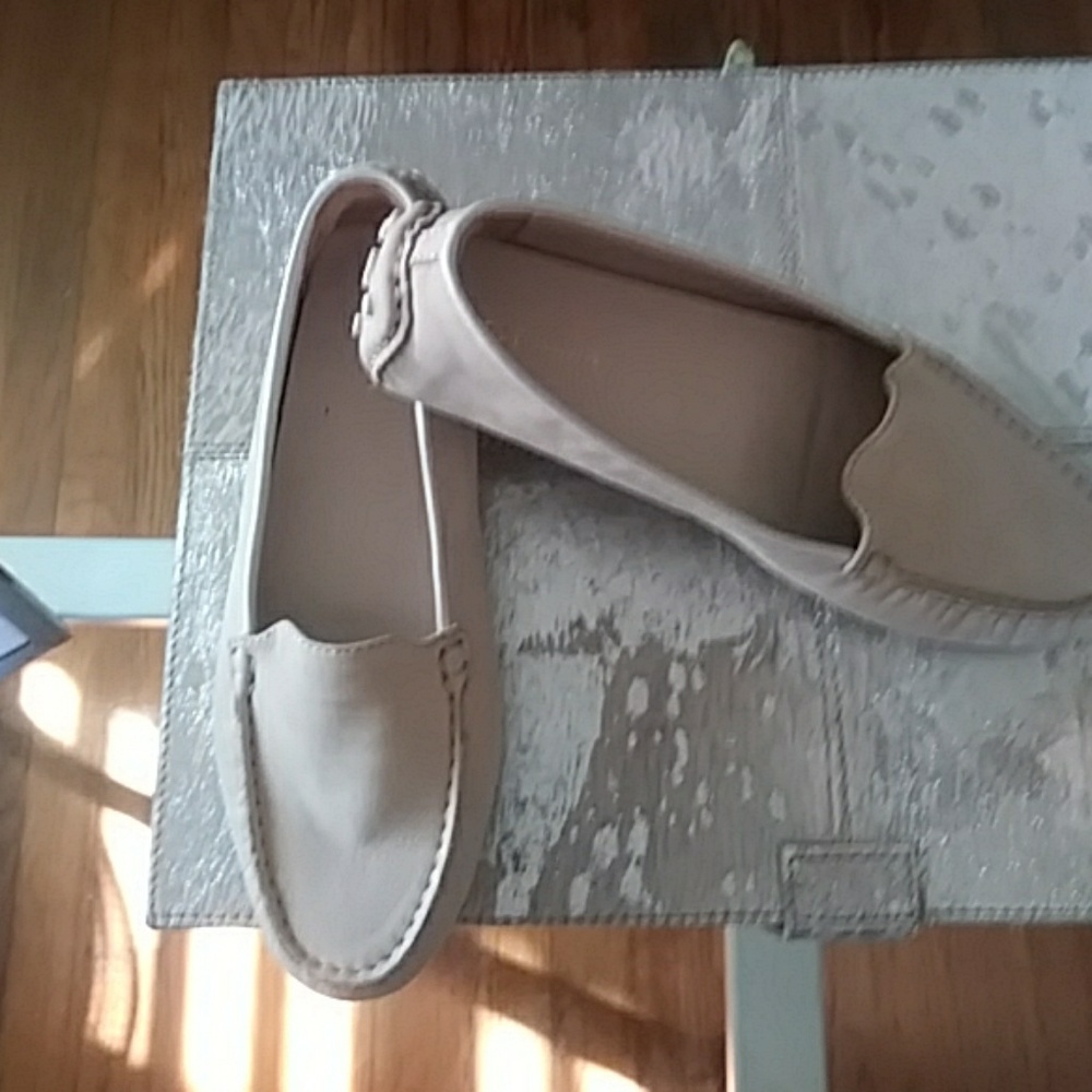 Shoes - Picture 2 of 2